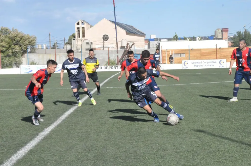 Huracán y Newbery son líderes y se dirigen a la final