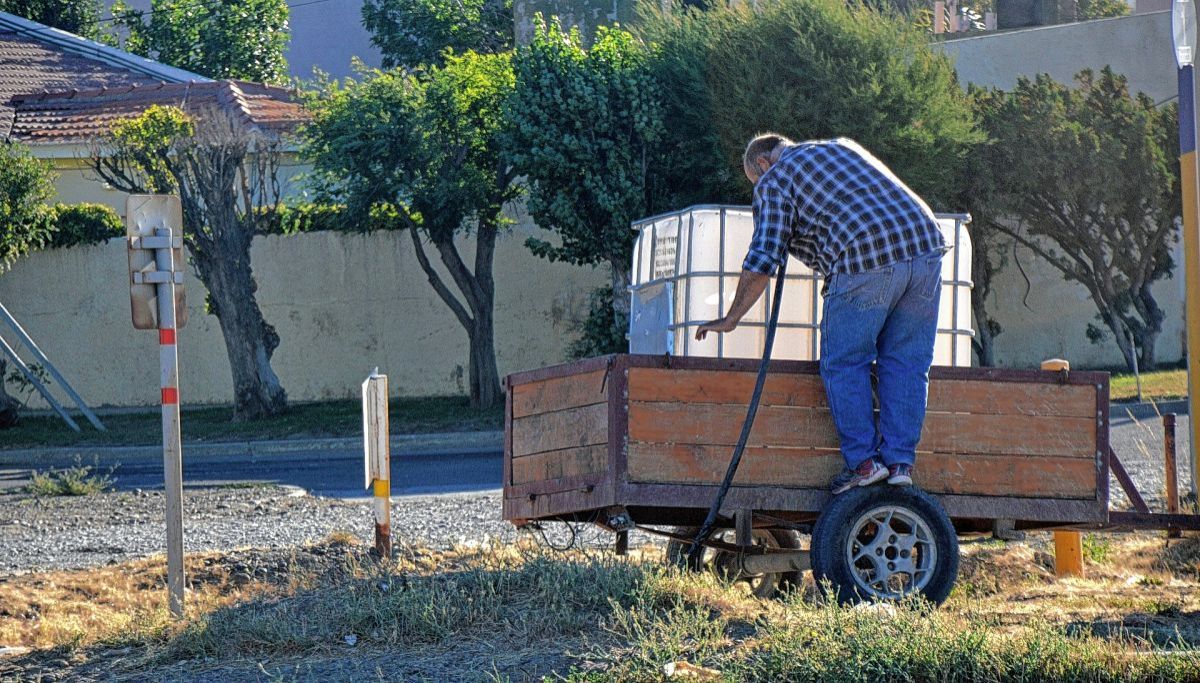 La vuelta de los “cargaderos de agua”