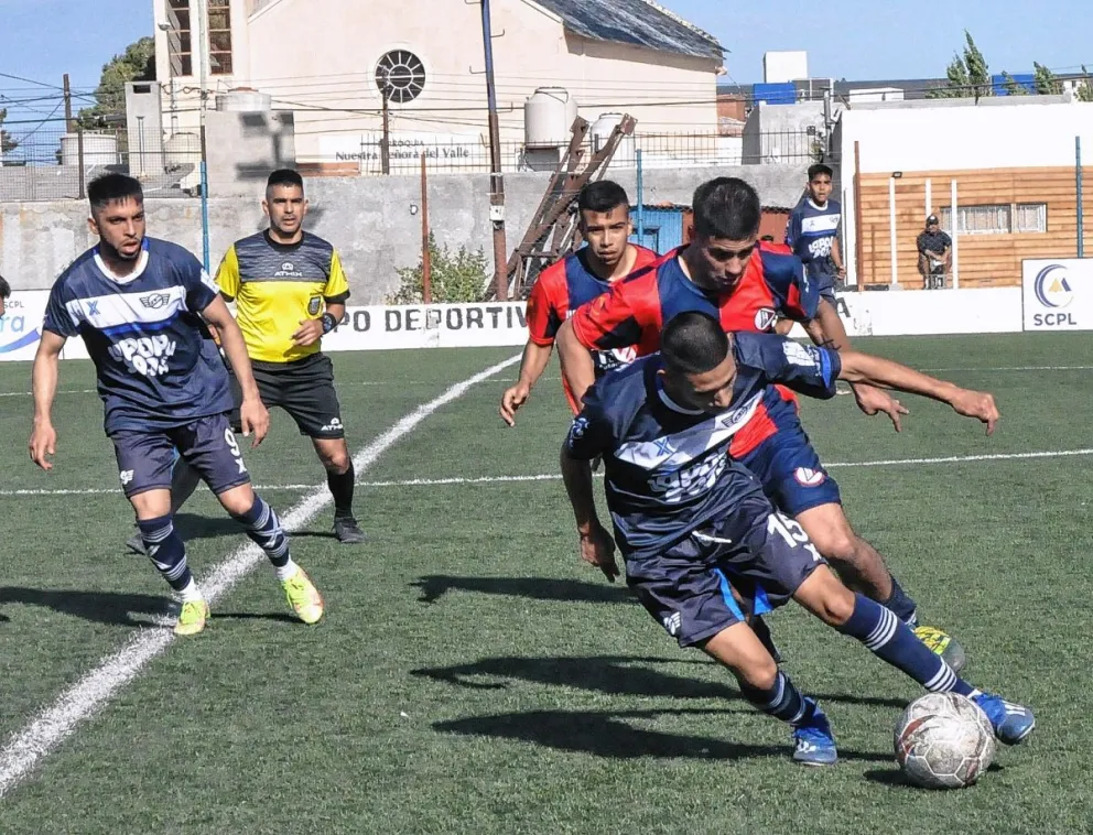 Newbery regresó a la punta