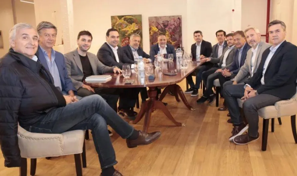 Los gobernadores de JxC se reúnen mañana para definir una postura sobre Milei