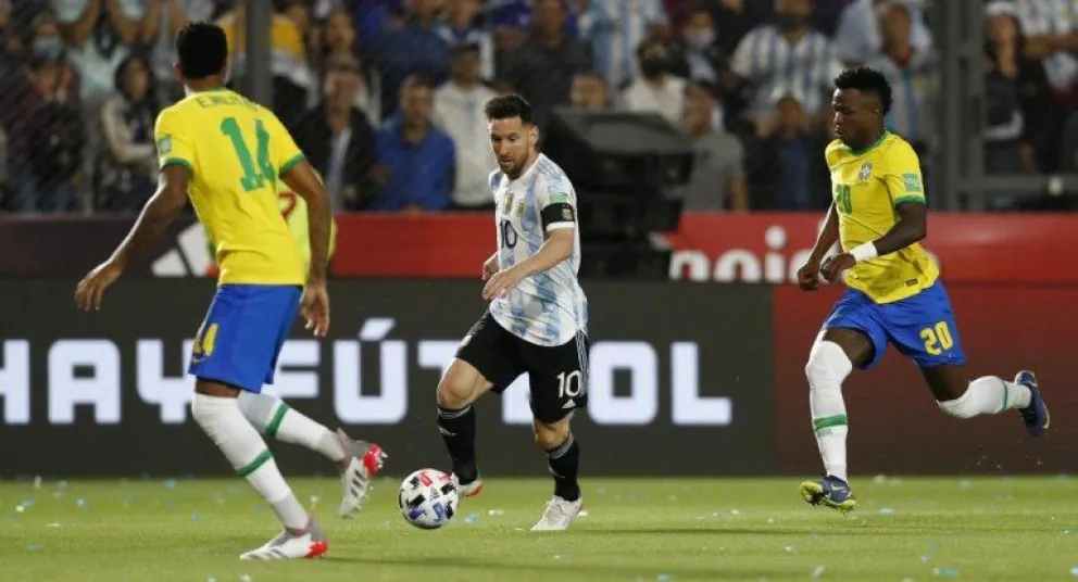 La Selección argentina buscará volver al triunfo en el clásico ante Brasil