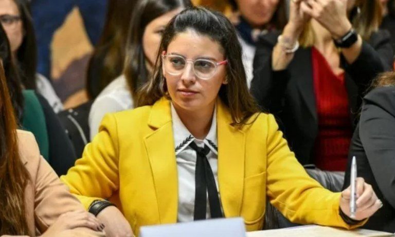 El Ministerio de la Mujer sigue engrosando su planta permanente a pesar de la derrota electoral