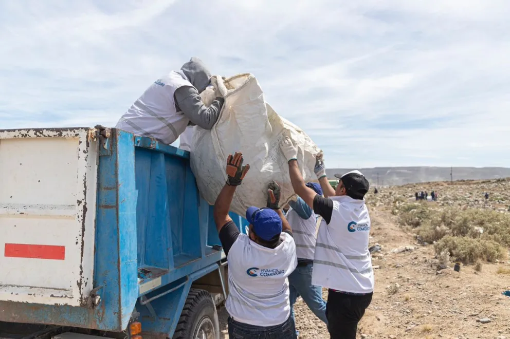 El Municipio avanza en tareas de saneamiento en la escombrera sur