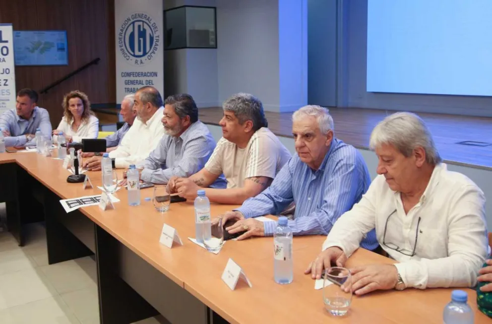 La CGT se reunió y advirtió que seguirá de cerca los anuncios de Milei