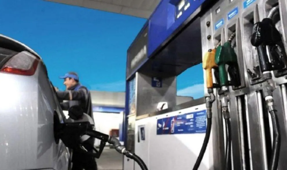 Inminente aumento de los combustibles por decisión del Gobierno