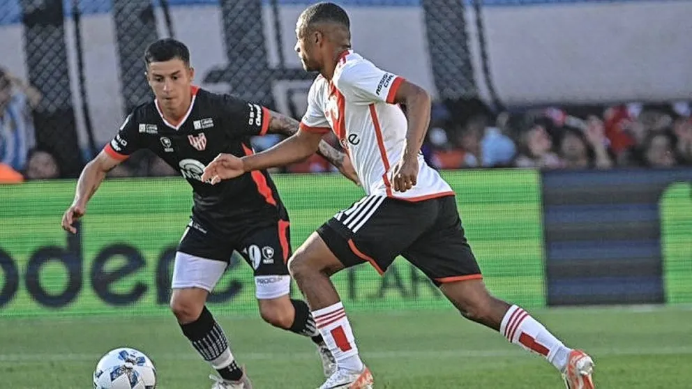 River empató con Instituto y avanzó a los cuartos de final de la Copa de la Liga