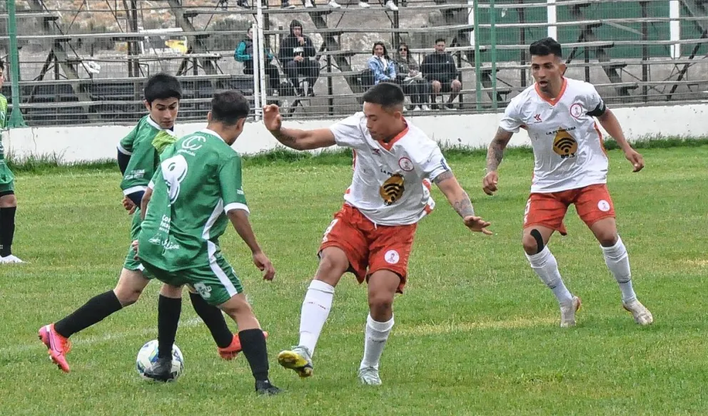 Abregú, dueño de la goleada de Huracán