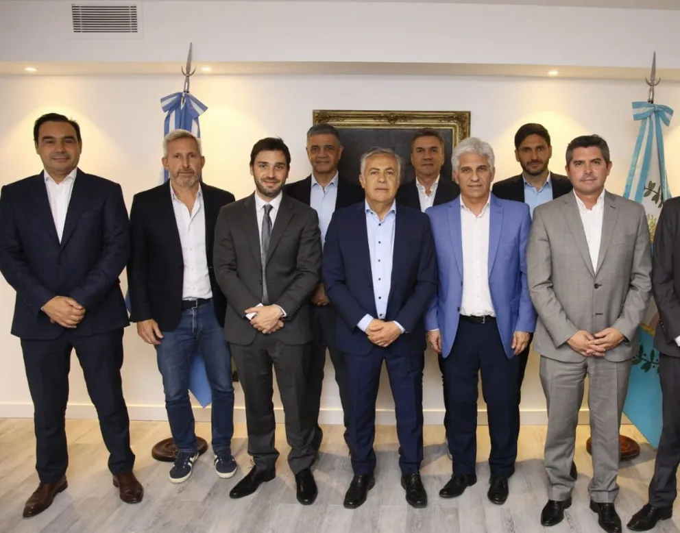 Torres se reunió con Massa, garantizó el aguinaldo y confirmó la compensación por ganancias para Chubut 