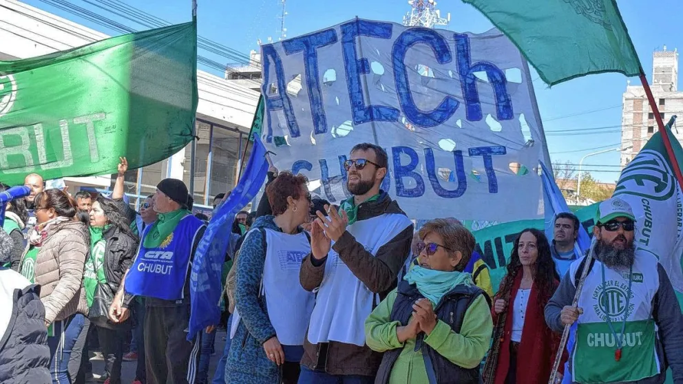 Gremios de Chubut exigieron el pago del aguinaldo