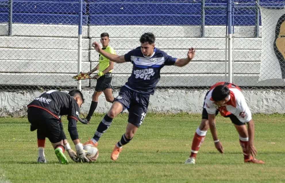 Newbery, otra vez puntero