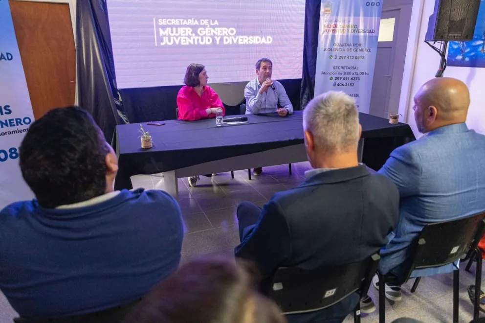 La Secretaría de la Mujer presentó un informe de sus primeros cuatro años de gestión