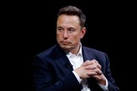 Elon Musk cruzó una nueva línea, ahora con insultos