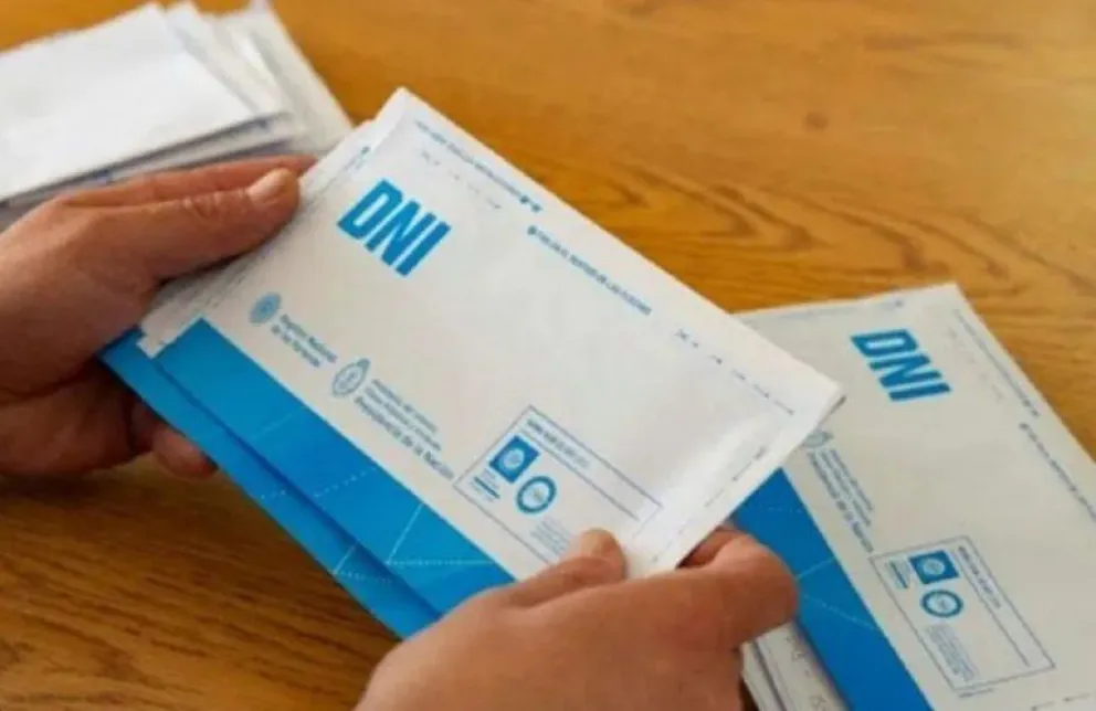 Lanzan un nuevo DNI electrónico con chip: cómo es y qué pasa con las versiones anteriores