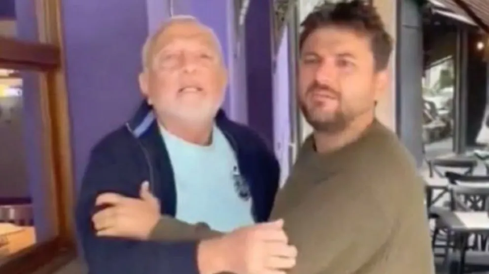 Grabois sufrió un nuevo escrache, esta vez mientras tomaba un café con su padre en Palermo