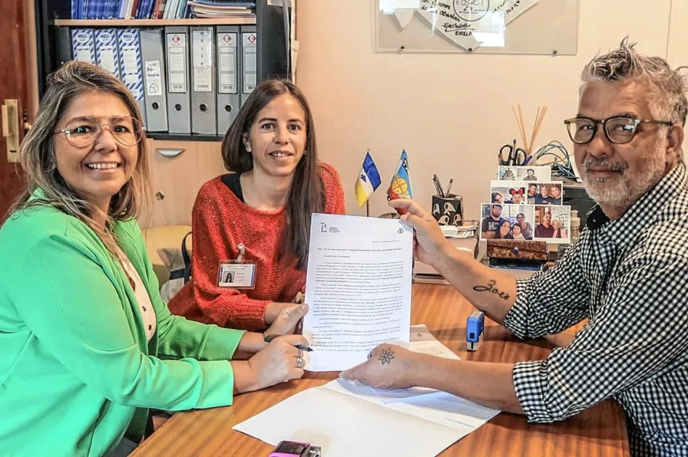 Se firmó en Chubut el acta de compromiso con el Programa Nacional sobre el Derecho a la Identidad Biológica