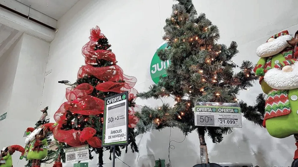 Armar el árbol de navidad desde cero puede costar más de $45.000