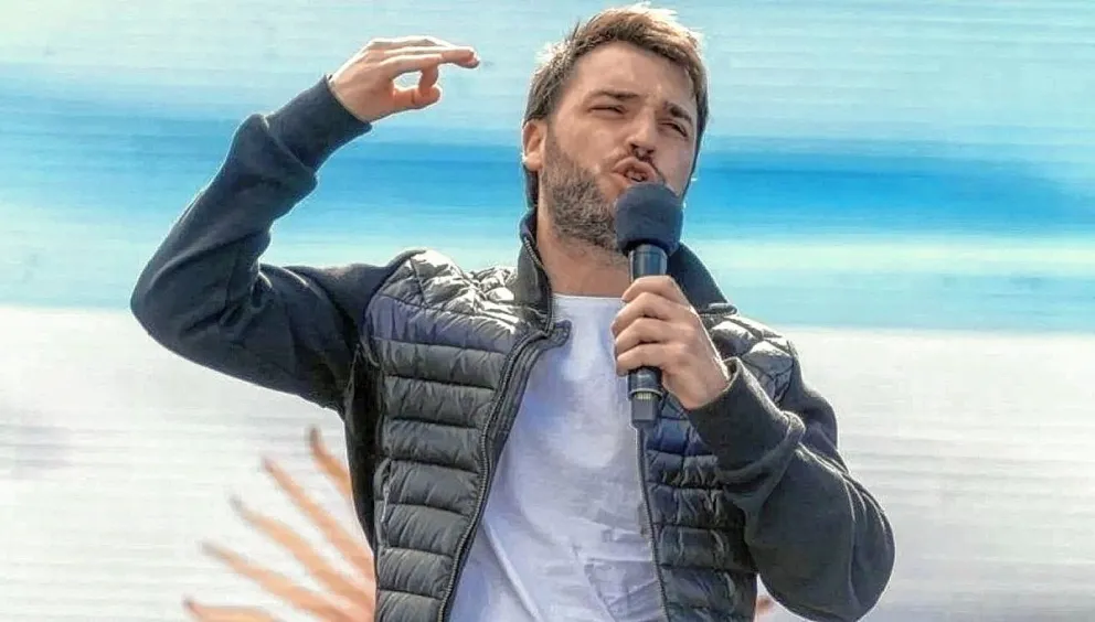 Ignacio Torres asume hoy como gobernador de Chubut