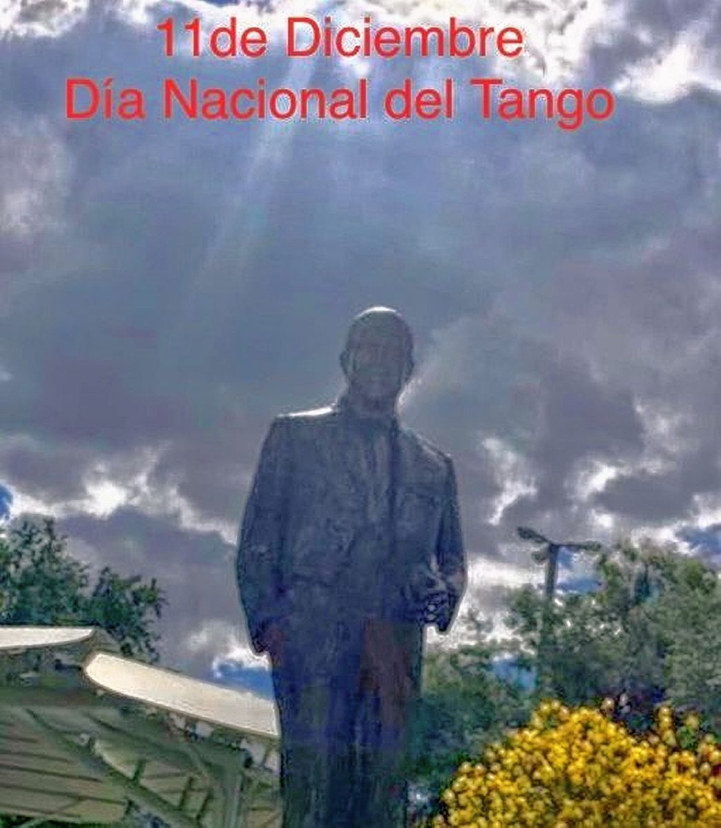 Acto por el Día del Tango en la glorieta de la Plaza Carlos Gardel
