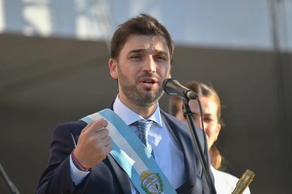 Torres: "Tenemos todo para salir adelante y lo vamos a hacer juntos, espalda con espalda"