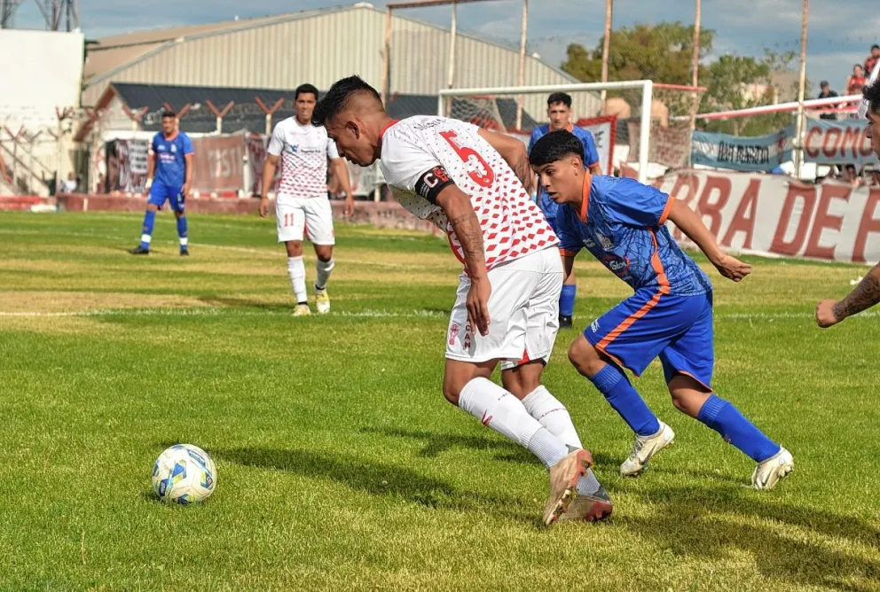 Huracán dijo adiós con una goleada ante la clasificada CAI