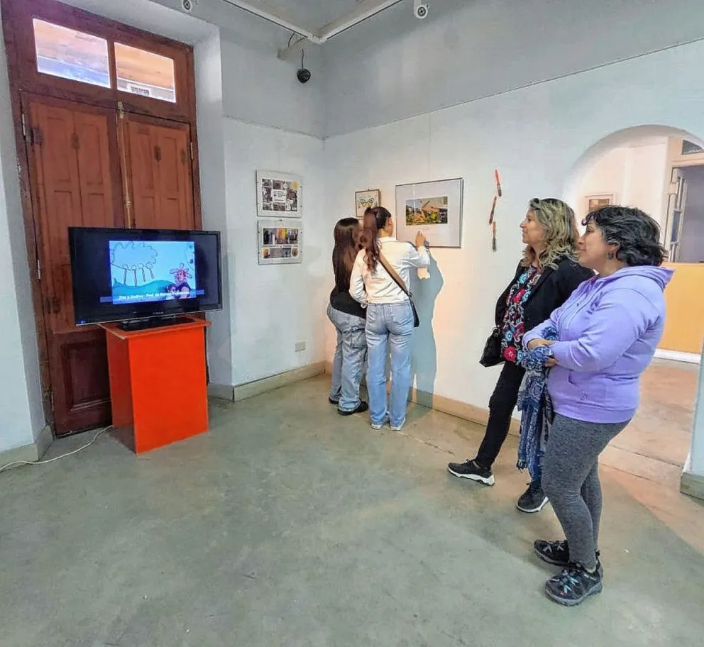 Hasta el 7 de enero podrá visitarse la muestra del Proyecto Arte Público en la Escuela Pública