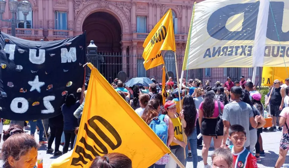 Primera protesta contra Milei: la encabezó el piquetero Raúl Castells