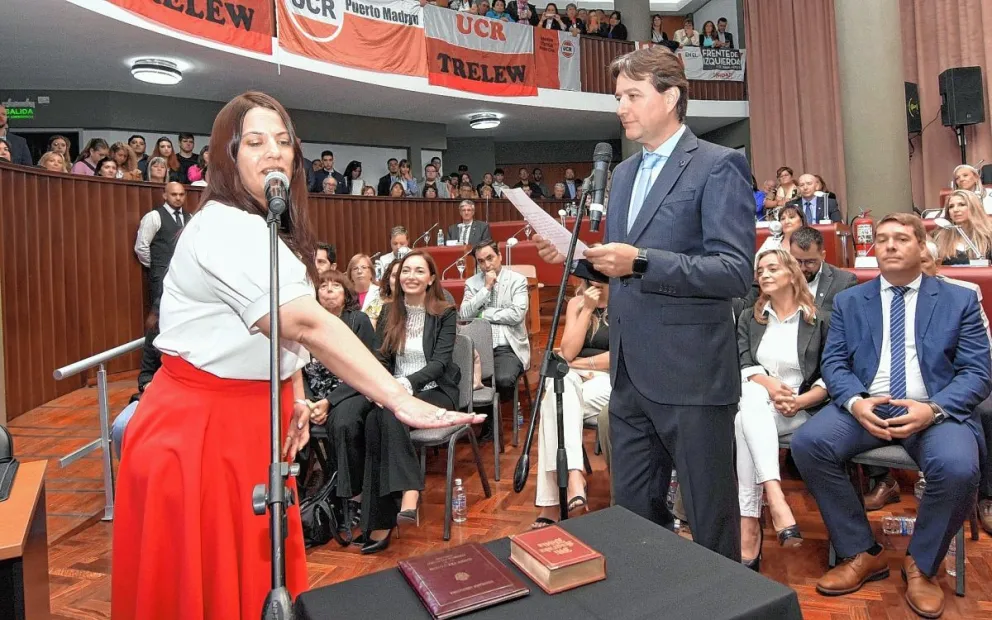 Legislatura: por primera vez, dos mujeres ejercen de  manera simultánea las Secretarías Habilitada y Legislativa