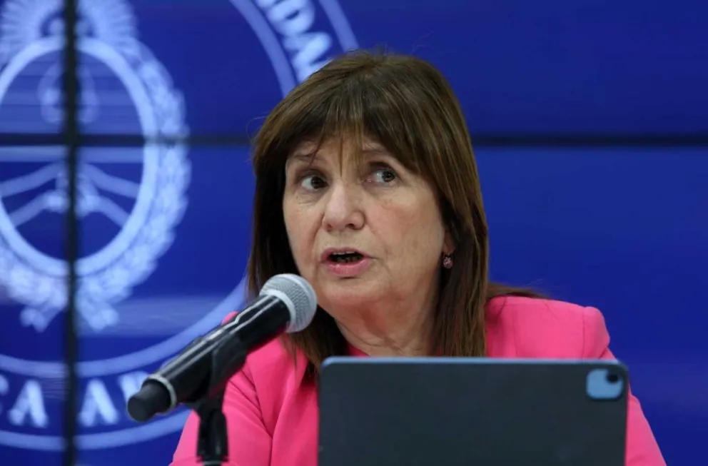 Bullrich presentó en nuevo protocolo antipiquetes