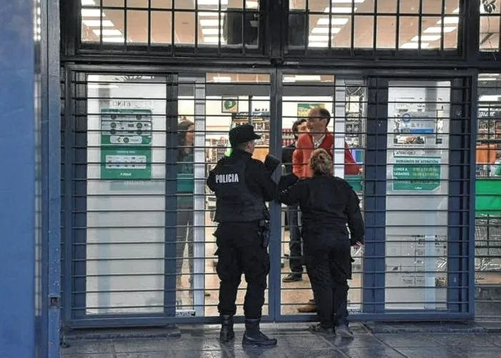 Trabajan en un plan de seguridad para evitar saqueos y desmanes por la situación económica