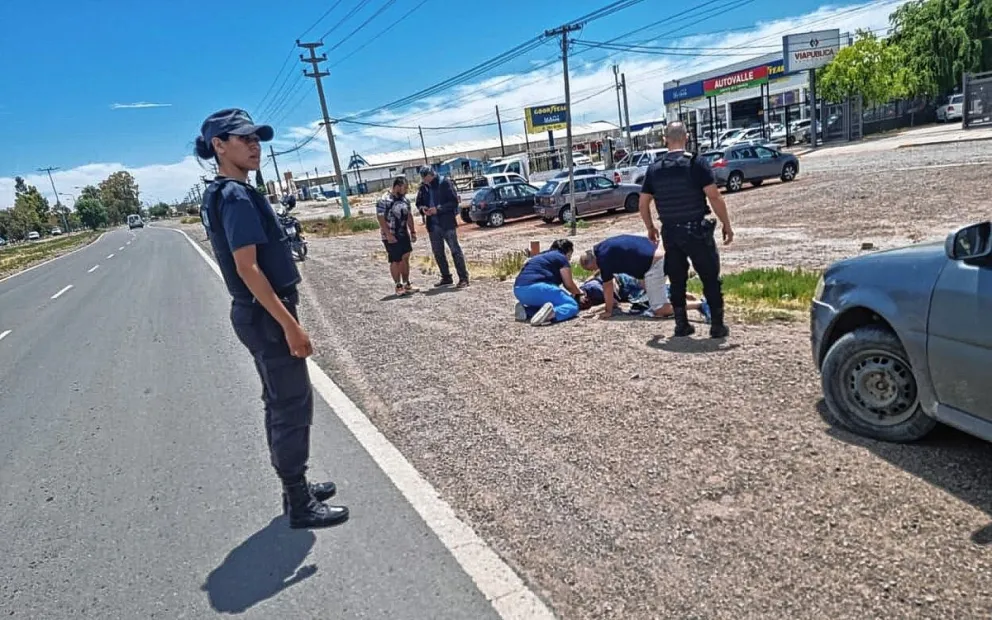 Un hombre murió en el hospital tras ser atropellado por una moto