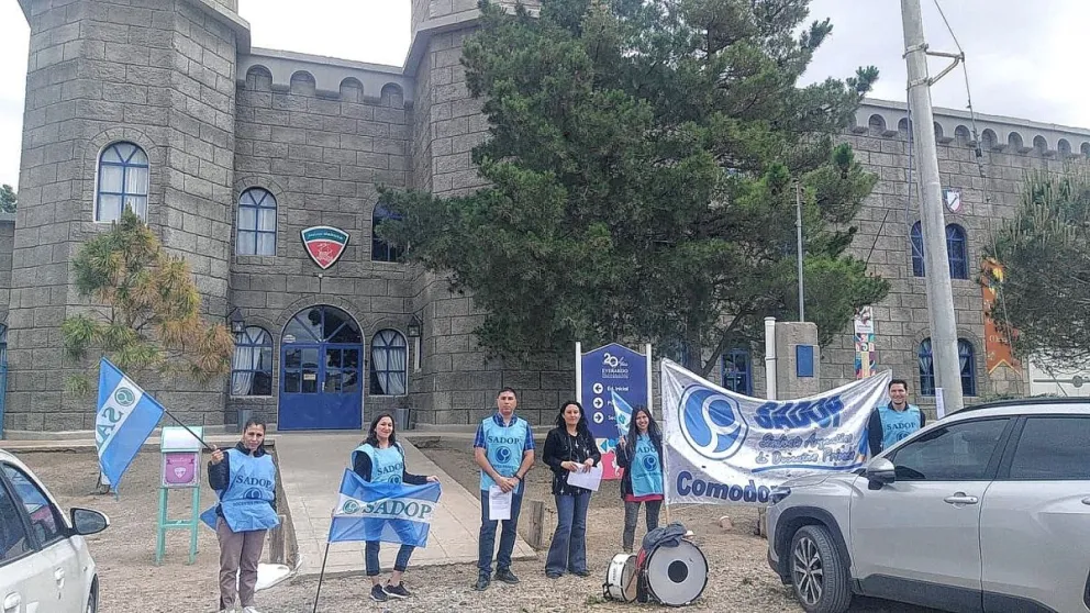 Sadop reclamó en “El Castillo de Casa Tilly” por el cumplimiento de contratos y audiencias en Trabajo