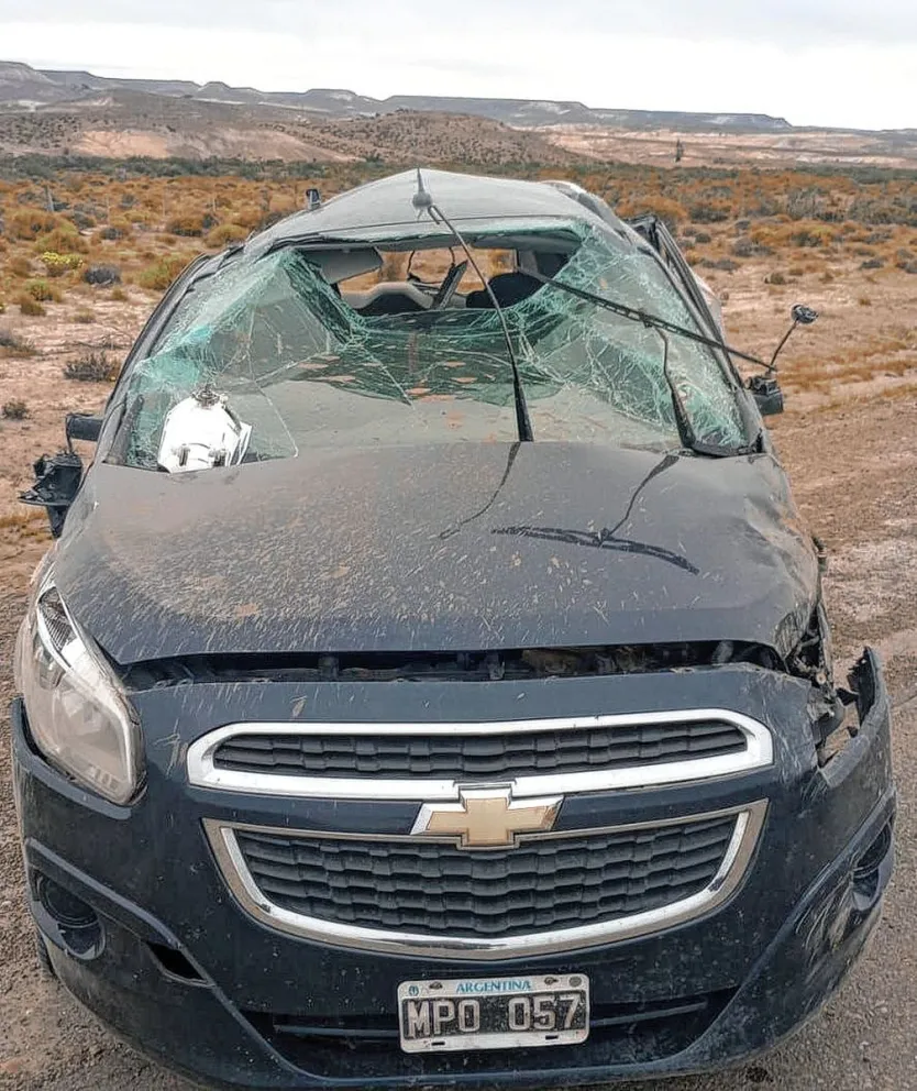 Cuatro integrantes de una familia heridos tras vuelco en la ruta 26