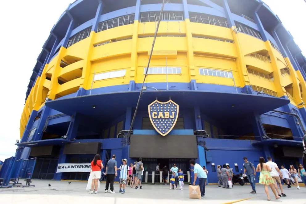 Comenzaron las elecciones en Boca y Javier Milei ya emitió su voto