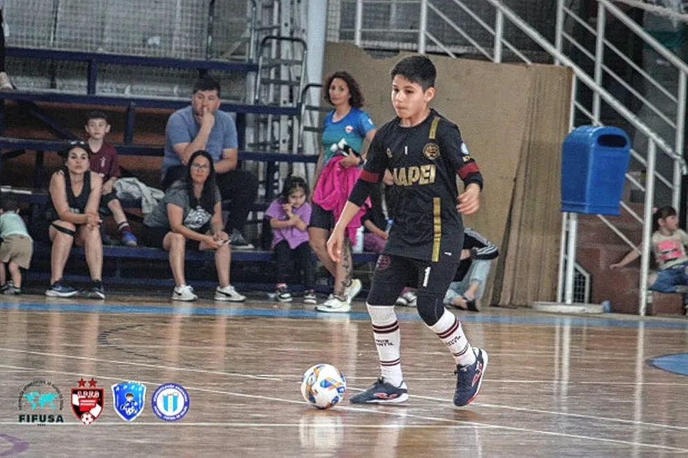 Lanús puede ser finalista en dos categorías