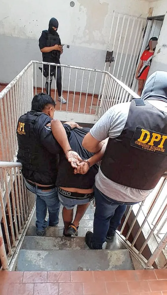 Detuvieron al sujeto que baleó la casa de su ex mujer e hirió a un amigo de ella