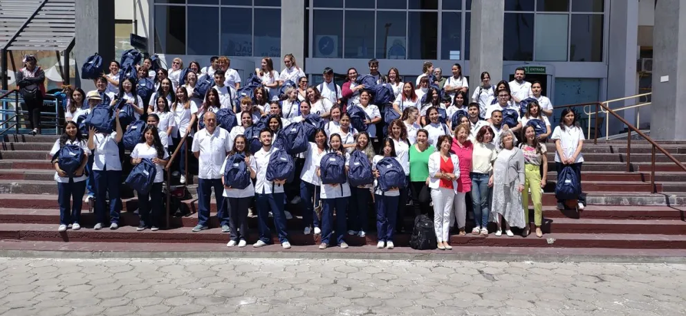 UNPSJB: Entregaron 85 kits para estudiantes de Enfermería que deben realizar sus prácticas