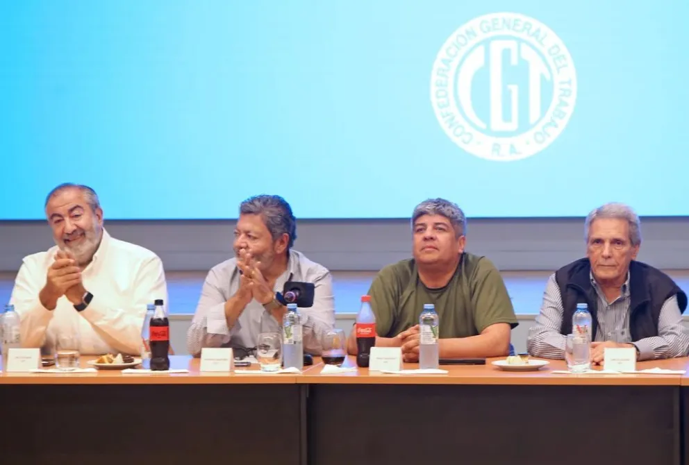 La CGT debate una "medida de acción directa" contra el DNU y la ley ómnibus de Milei