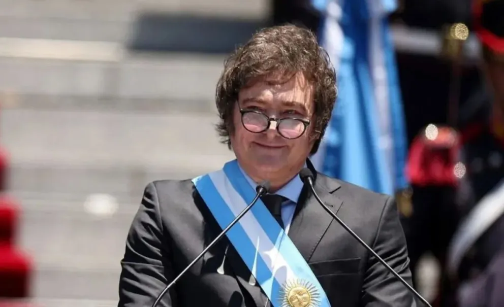 Entra en vigencia el súper Mega DNU 70/2023 de Milei