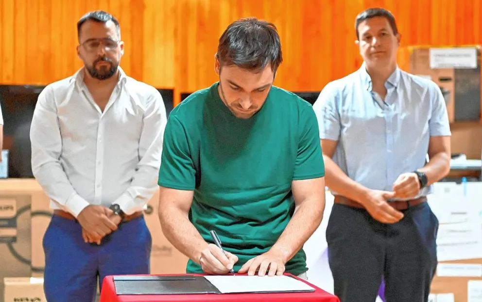Ignacio Torres: “Nuestra prioridad absoluta es la educación"