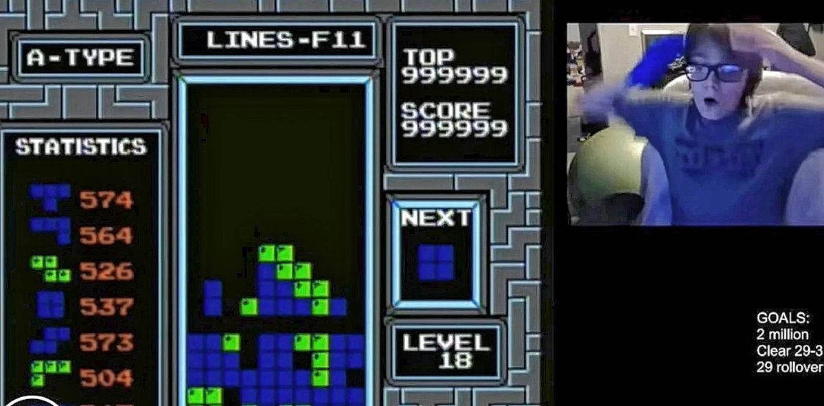 Un chico de 13 años de Oklahoma es el primer humano que le gana al Tetris desde 1984