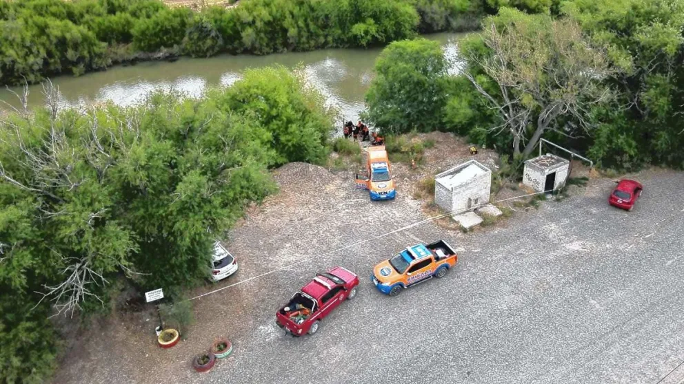 Buscan en el río Chubut a menor que desapareció mientras se bañaba con el padre y dos hermanitos
