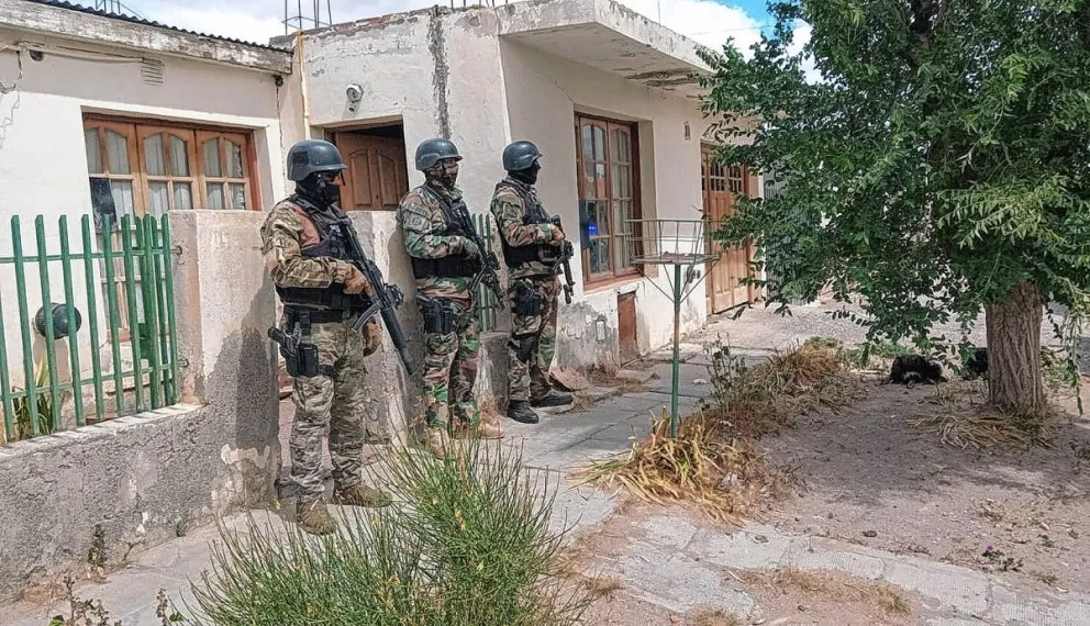 La DDI de Pico Truncado realizó exitoso allanamiento y detuvo a sujeto sospechado de robo calificado