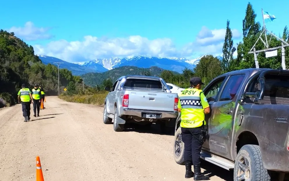 Realizan importantes operativos para las Fiestas Populares de Alto Río Senguer y Carrenleufú