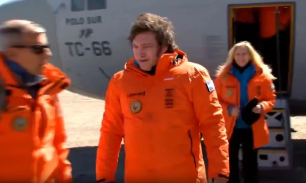 Javier Milei llegó a la Antártida para impulsar un programa de control ambiental