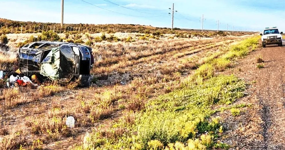 Murió una mujer tras salir despedida de un vehículo que volcó cerca de Garayalde