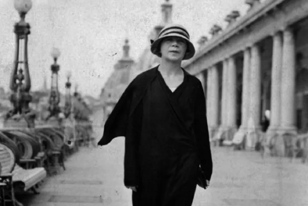 Instantáneas de mundo, un libro recupera los textos de viaje de Alfonsina Storni