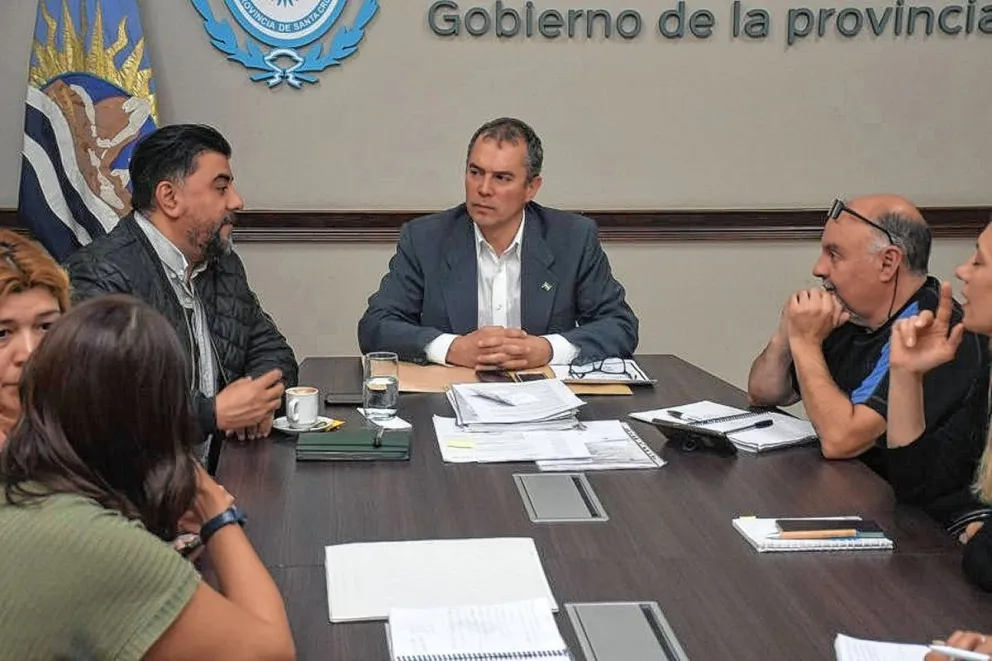 Santa Cruz: Autoridades provinciales se reunieron con representantes de Enfermedades Poco Frecuentes