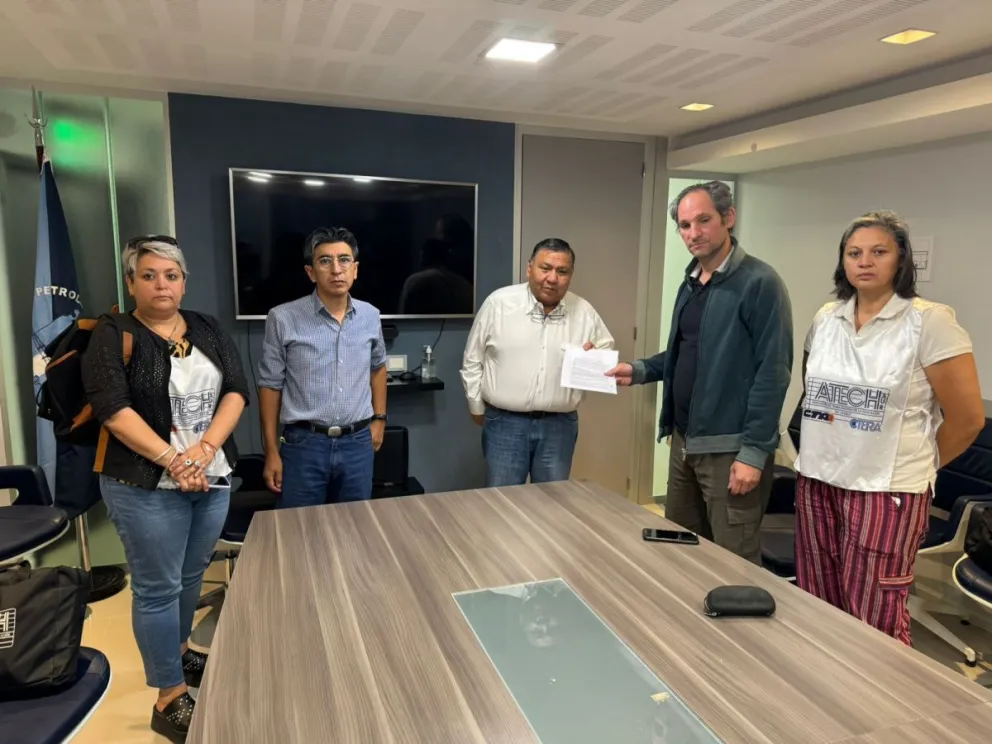 Ávila recibió a CTERA y ratificó su rechazo al DNU