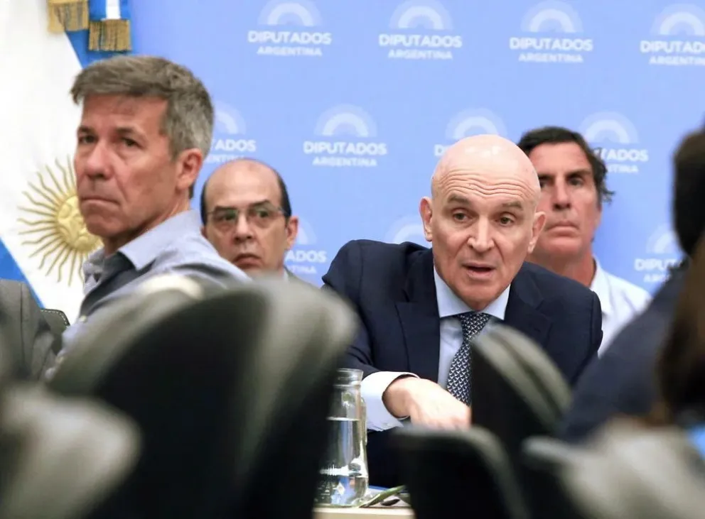 Fuerte cruce entre Del Caño y Espert en Diputados: "Cierre la boca"