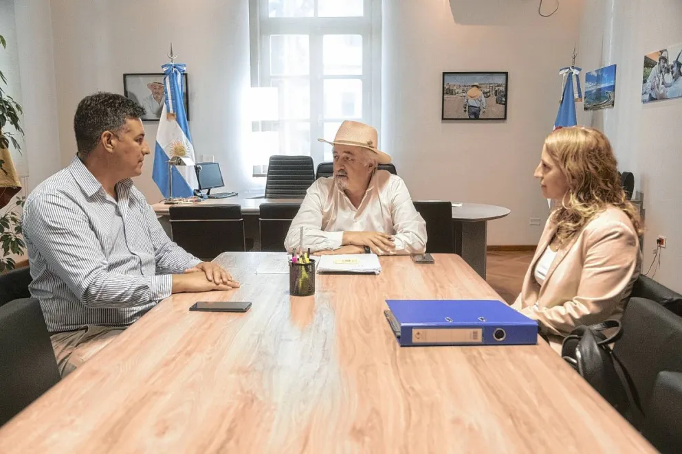 Macharashvili recibió a intendentes de la cuenca para avanzar en la agenda hídrica de la zona